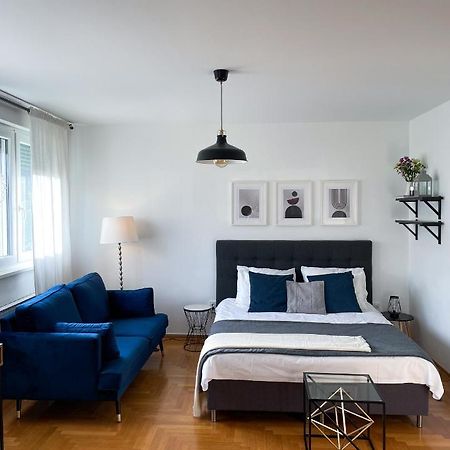Apartman Welcome To Tresnjevka ซาเกร็บ ภายนอก รูปภาพ